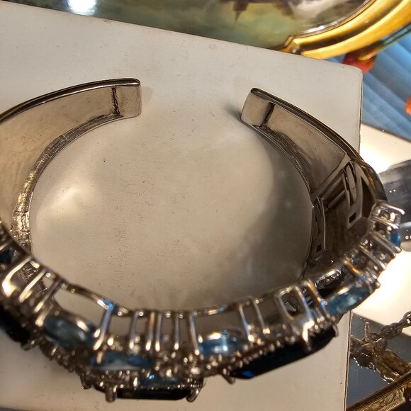 Gem Treasures "Kathy's Bracelet" MUSEUM QUALITY London Blue, Swiss Blue Bracelet - Picture 7 of 9